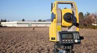 huong-dan-su-dung-may-toan-dac-dien-tu-topcon-1676189718