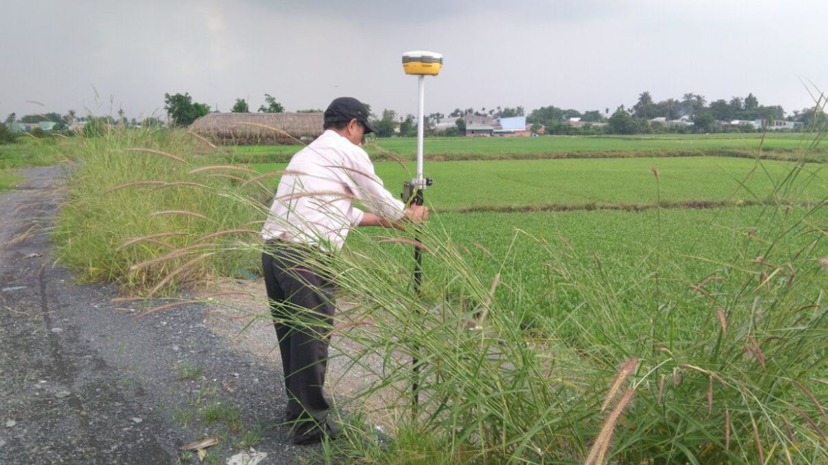 Nhờ địa chính đo đất