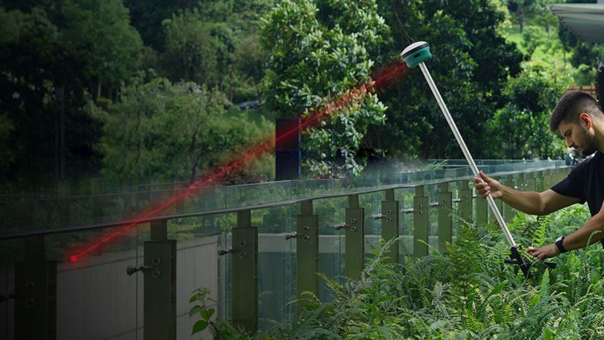 Máy GNSS RTK STEC SDi với công nghệ LaserFix hỗ trợ hiệu quả cho công tác đo đạc