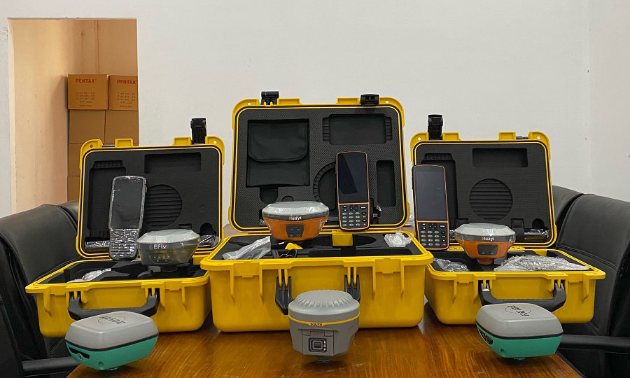 Sản phẩm máy gps rtk chcnav